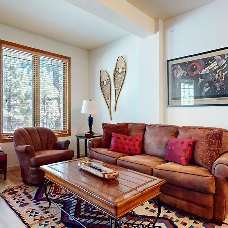 Mammoth Green 118 Located On Sierra Star Golf Course, Private Patio, Summer Pool Condo Маммот Лейкс Экстерьер фото